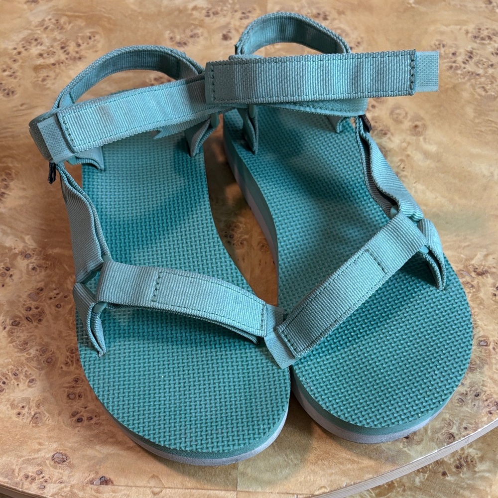 Teva Women's sage green sandals